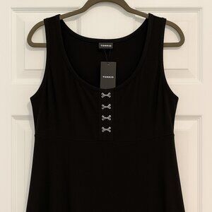 Torrid Black Sleeveless Tunic Top Size 1 Hook Front NWT